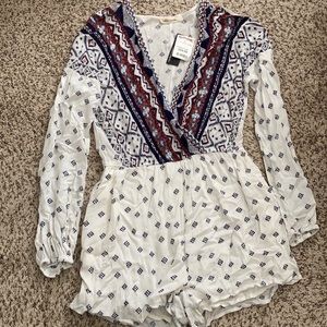 Chloe & Katie White Patterned Romper